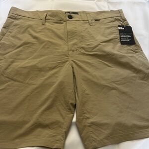 Men’s Hurley chino short size 34